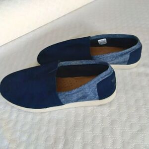 Toms Men's Navy Blue Loafers Size 12